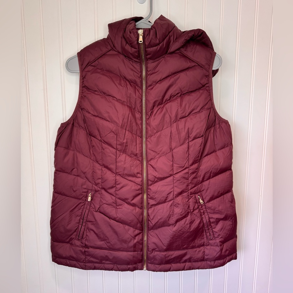 Metaphor Women’s Maroon Down Puffer Hooded Vest Gold Zipper Pockets Size L Large